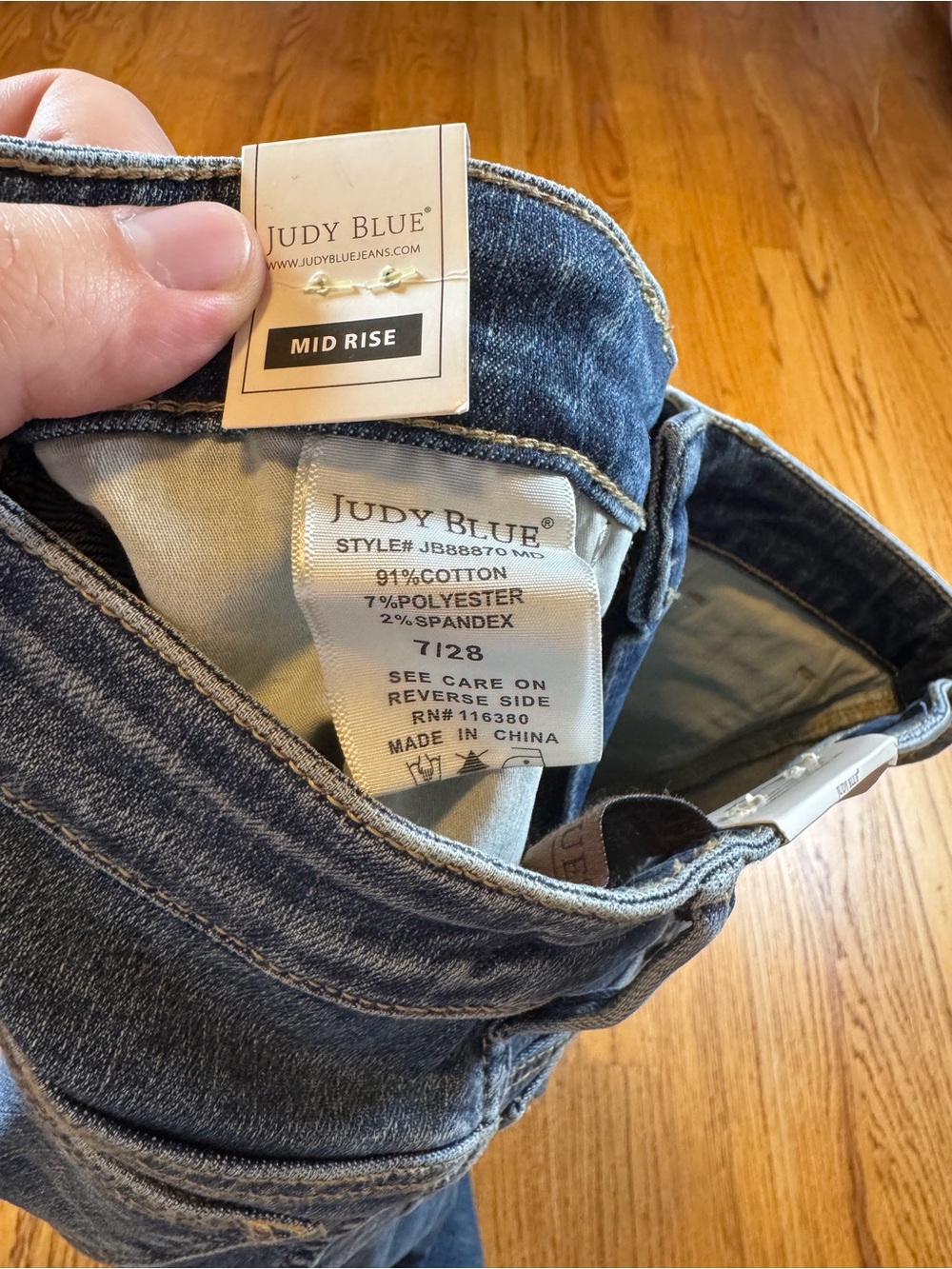 Judy Blue NWT Straight-Leg Jeans in Dark Blue Wash 7/28 - Picture 5 of 5